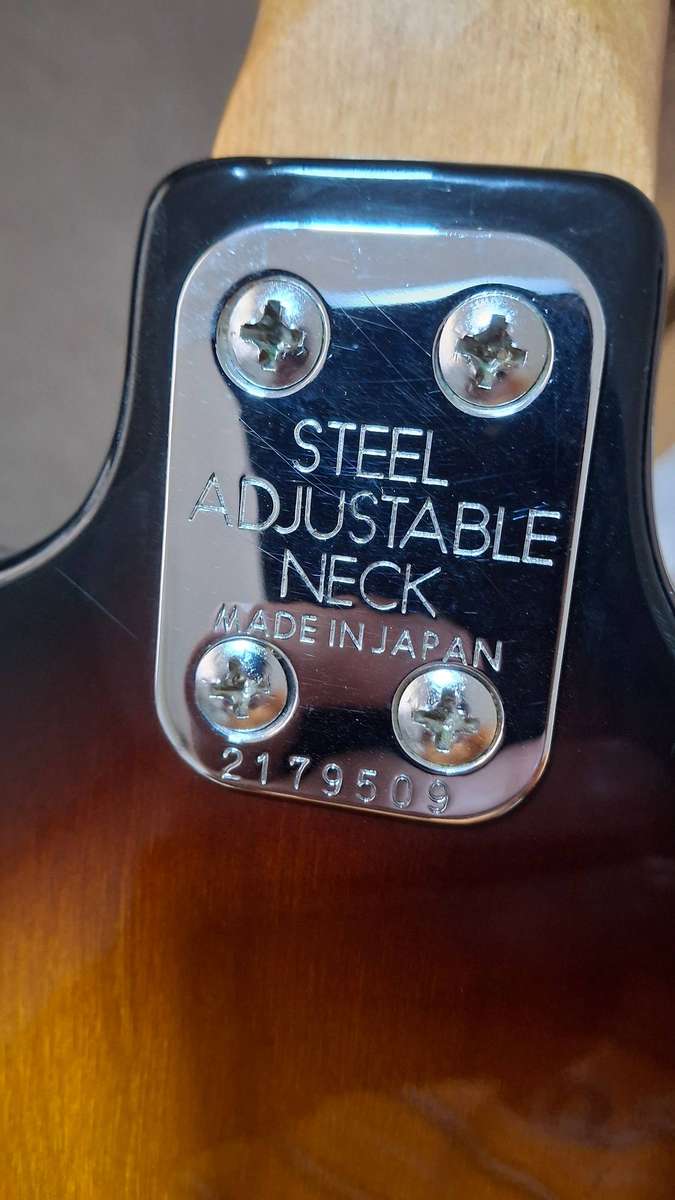 Aria Diamond vintage solid body electric guitar with mother of pearl strikeboard (1971-1972)