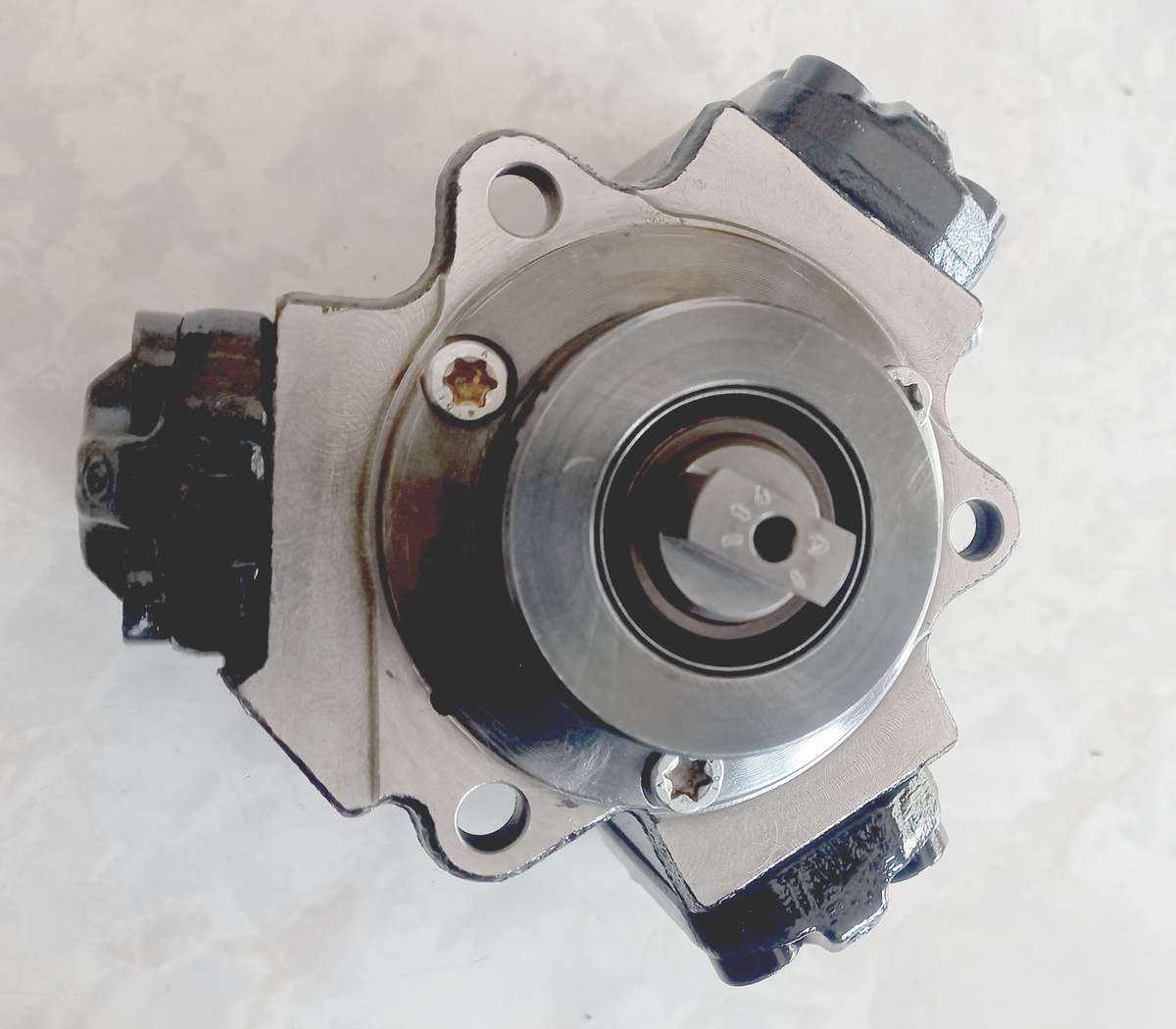 Mercedes Sprinter 2000 to 2006 Recon High preasure Diesel Pump - 3Month Warranty