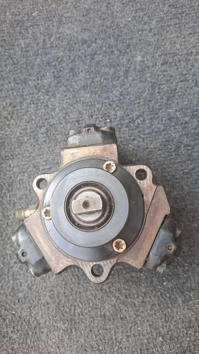 Mercedes sprinter 2000 to 2006 High preasure diesel pump 611