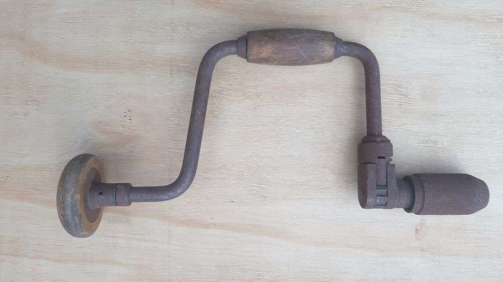Antique Hand Drill - Omslag Hand Boor