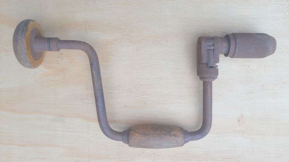 Antique Hand Drill - Omslag Hand Boor