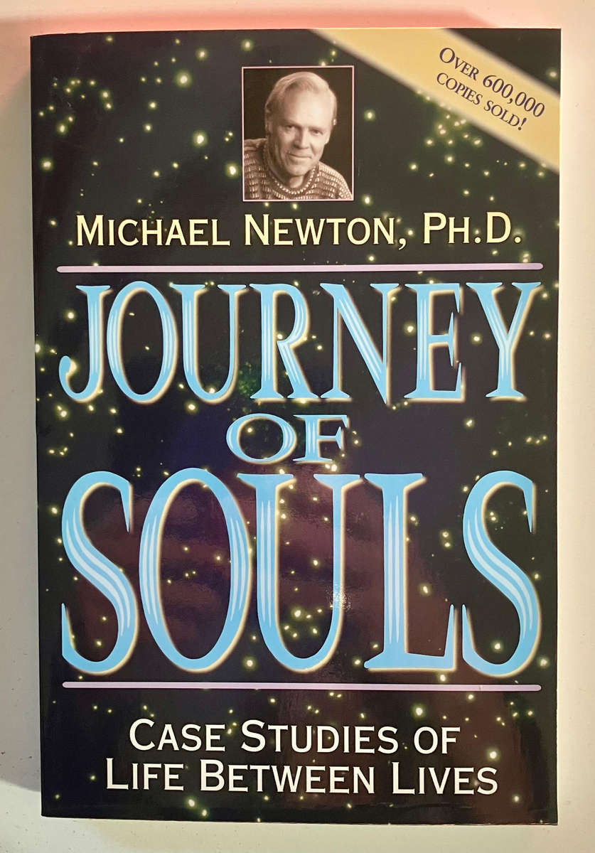 Journey of Souls - Michael Newton. Softcover. 5th Revised Ed. 2021