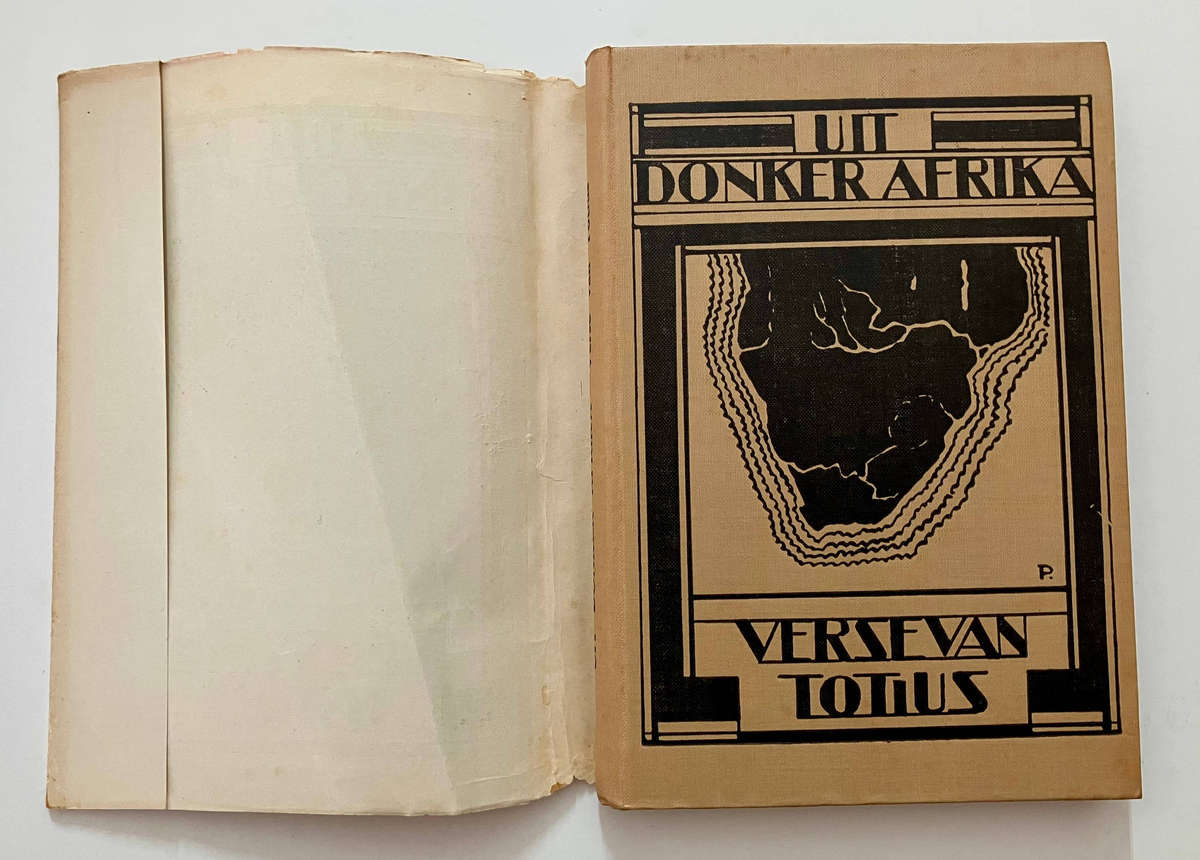 Uit Donker Afrika - Verse van Totius. Hardeband met sj, 1e Uitg. 1936