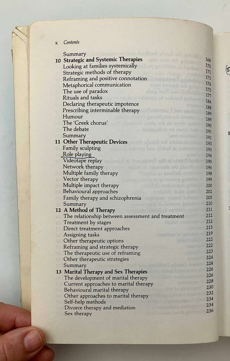 Basic Family Therapy - Philip Barker. Softcover. 2nd Ed. Reprint 1987
