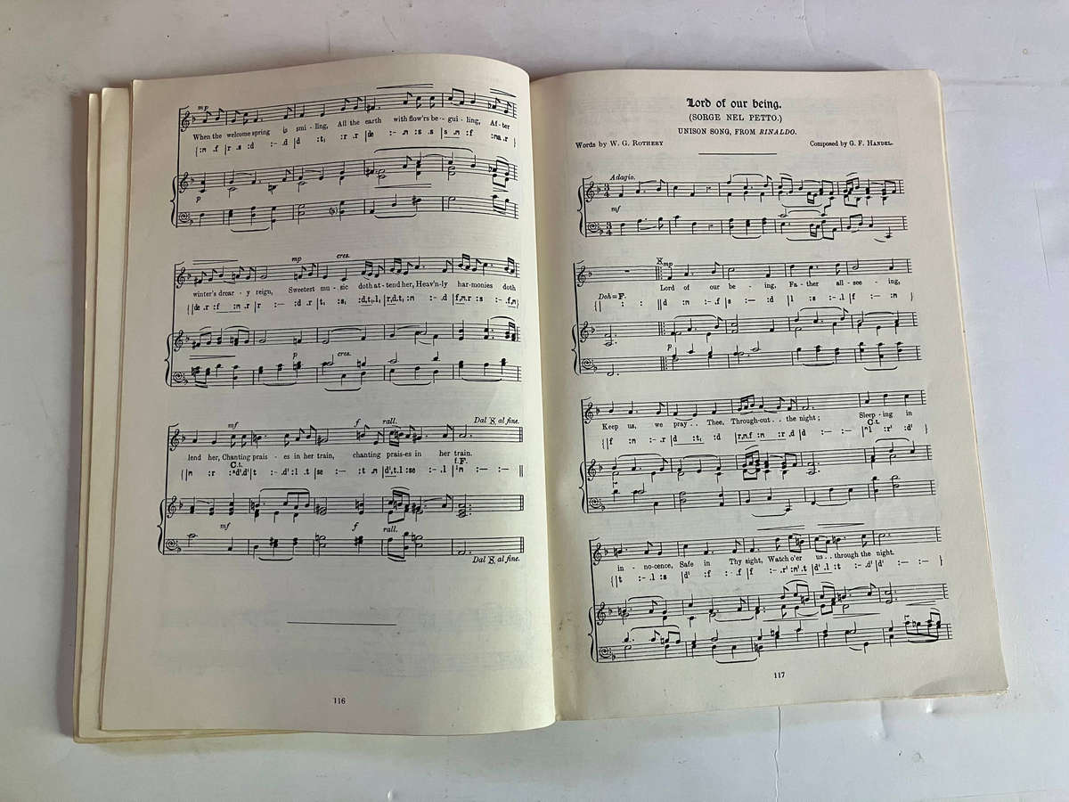 Sing Care Away Book 1 (Edition with accompaniment) - Novello. Softcover, undated