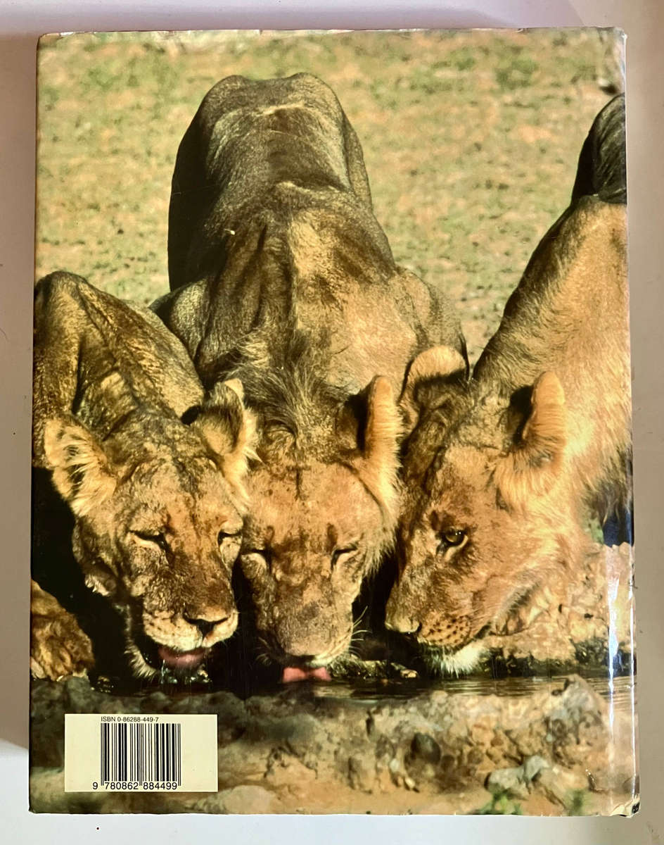 Africa's Animal Kingdom - Kit Coppard. Hardcover w dj, Unknown Ed. 2004