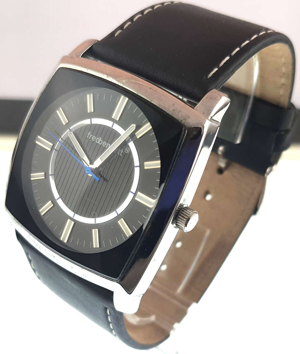 FRED BENNETT - Authentic Branded Gents Leather Watch