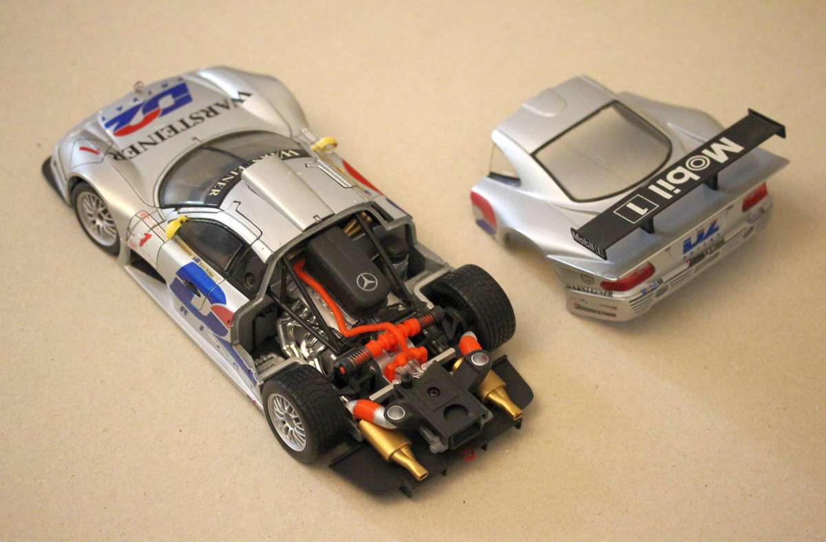 1/18 Maisto Mercedes-Benz CLK GTR D2