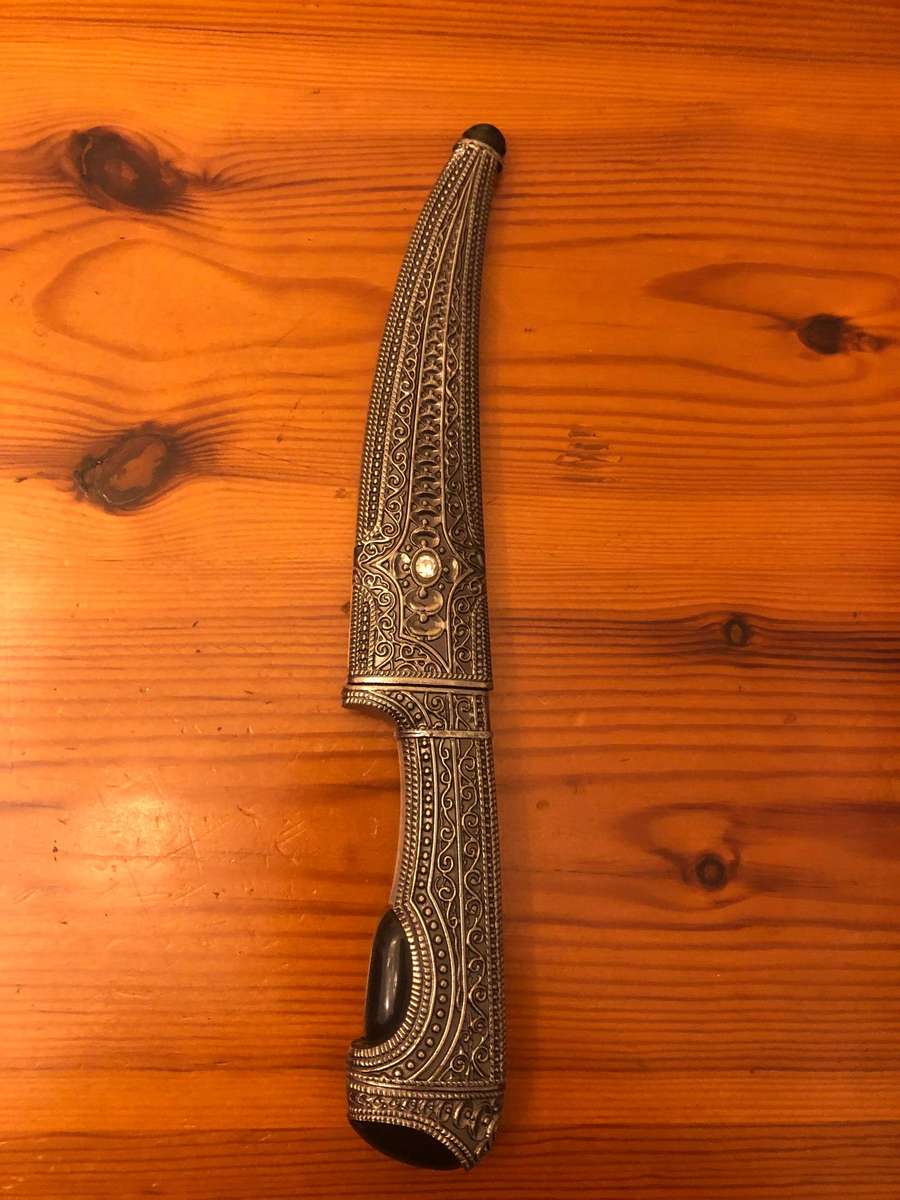 Eastern stainless steel dagger/hunting knife.