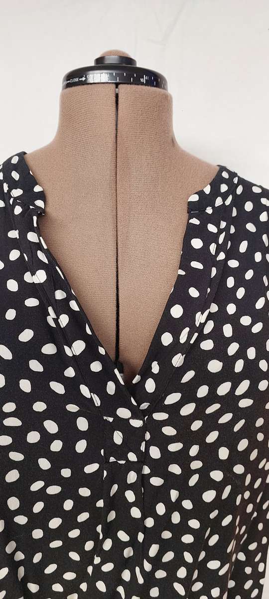 Ladies Polkadot OAKRIDGE Sleeveless blouse Size XXL
