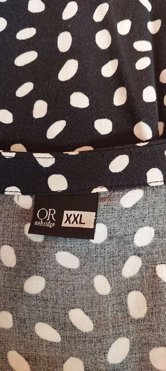 Ladies Polkadot OAKRIDGE Sleeveless blouse Size XXL