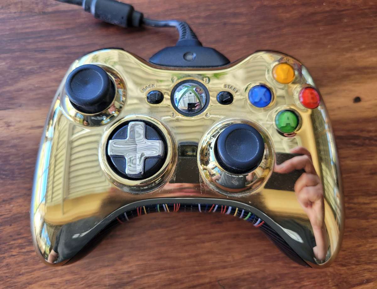 Xbox 360 Star Wars Limited Edition Console and Kinect Bundle