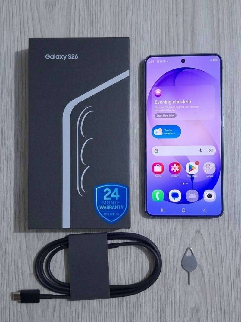 Samsung Galaxy S26 Smartphone