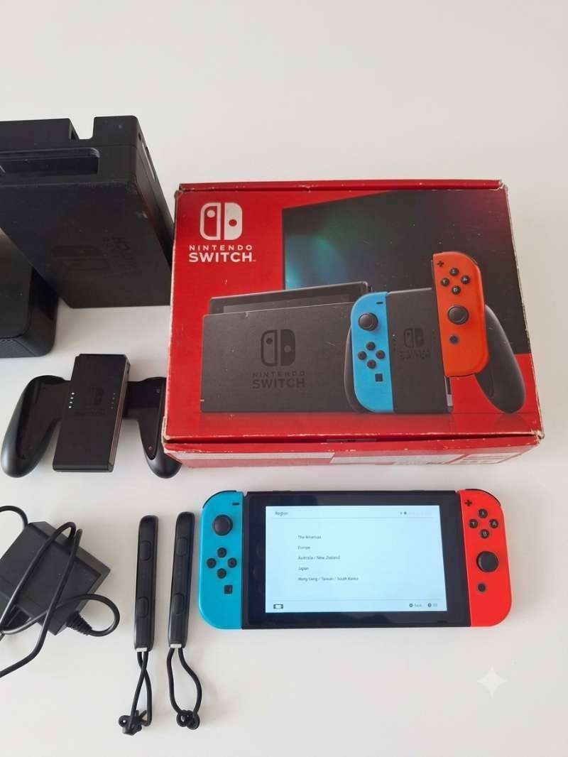 Nintendo Switch V2 Console