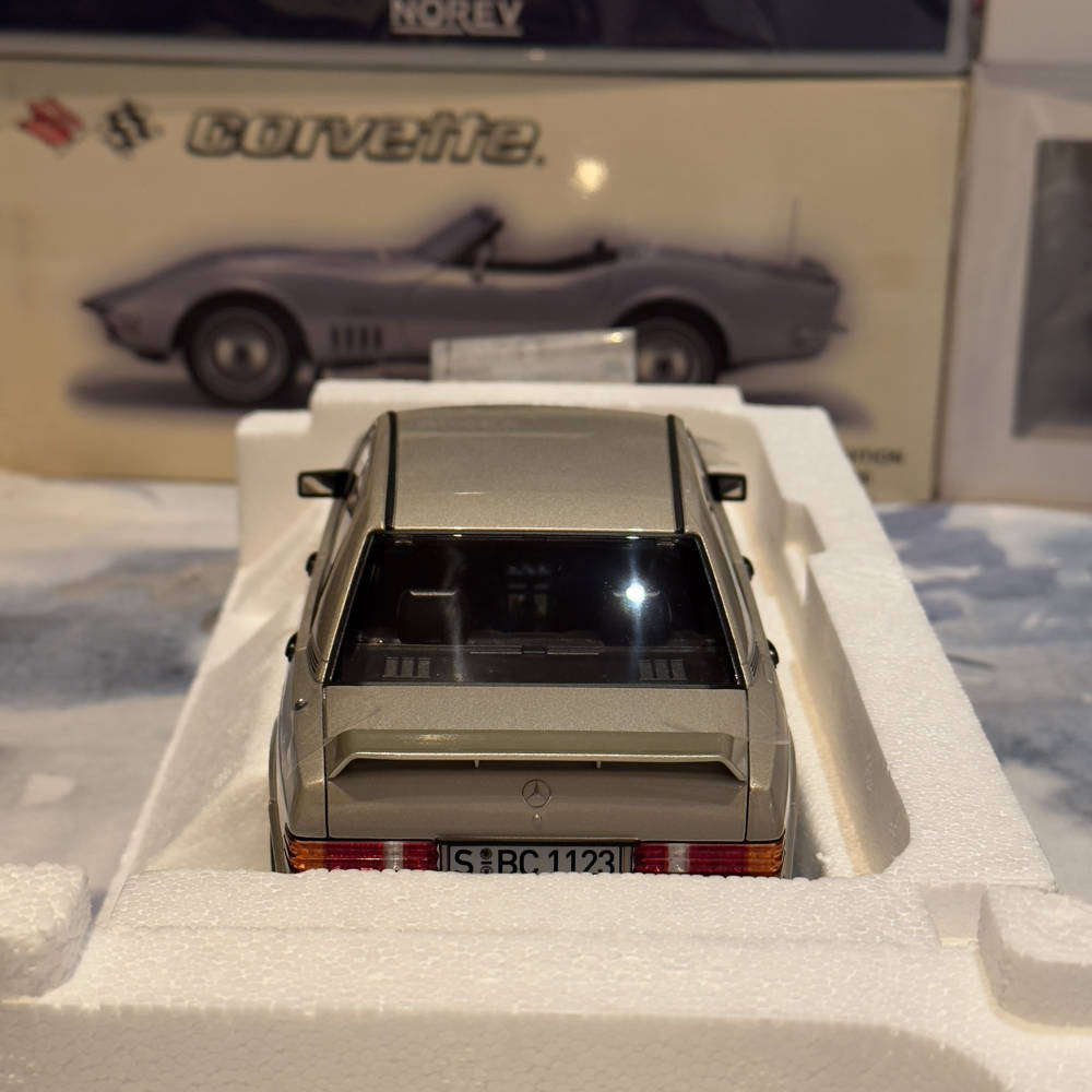 1:18 Scale Mercedes Benz 190 E 2.3-16 by Norev
