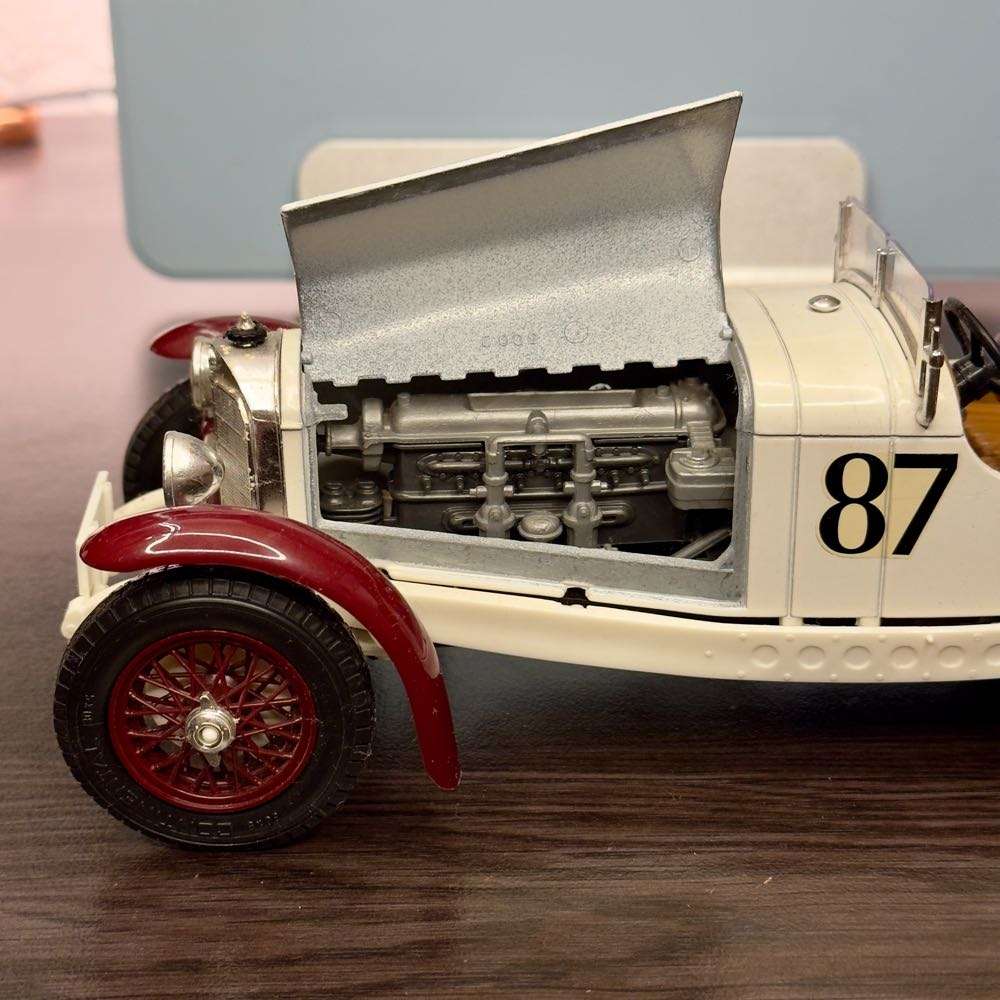 *No Reserve 1:18 Mercedes Benz SSK Model Car