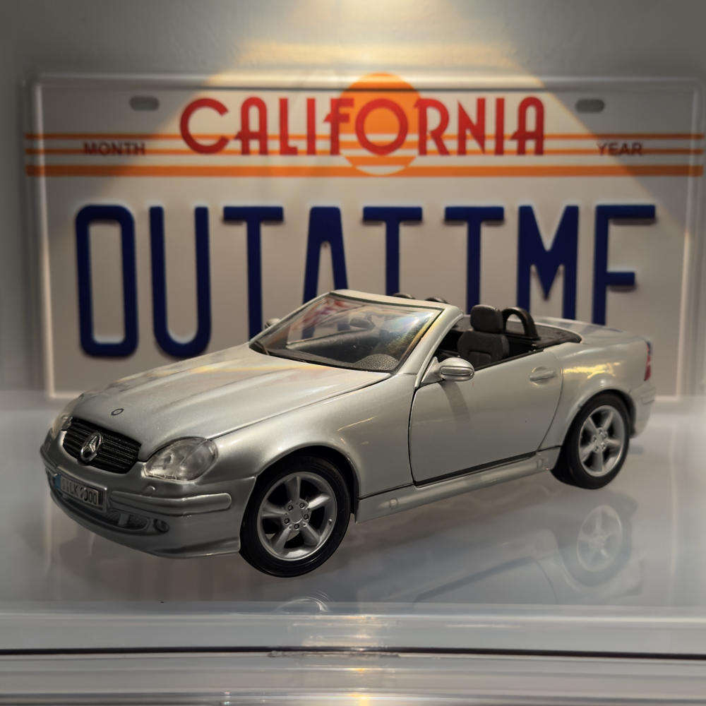 1:18 Maisto Mercedes SLK Model car