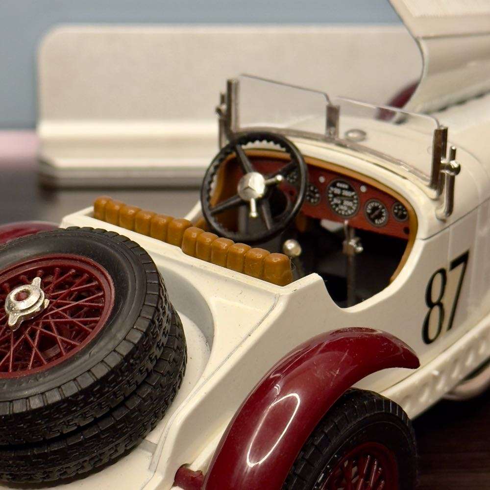 *No Reserve 1:18 Mercedes Benz SSK Model Car