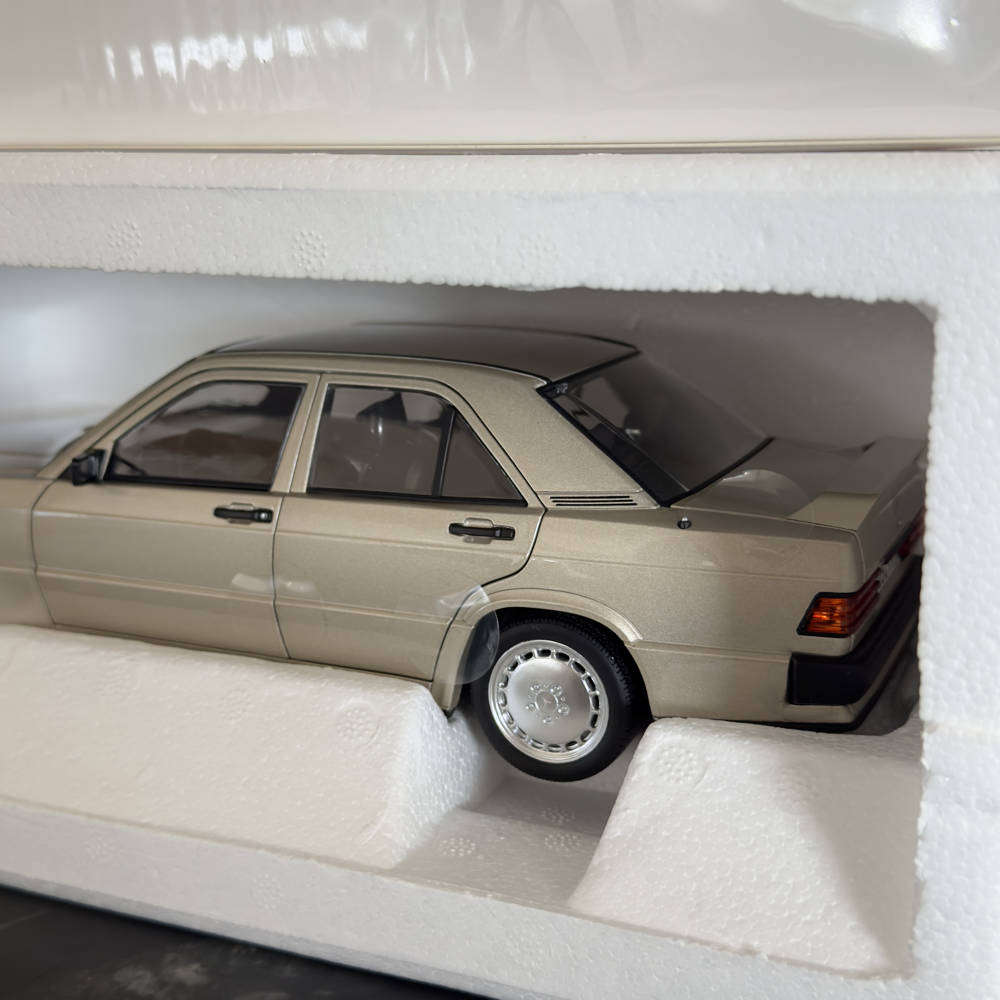 1:18 Scale Mercedes Benz 190 E 2.3-16 by Norev