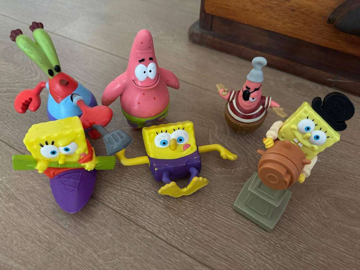 SPONGE BOB FIGURINES X6 FROM MCDONLADS