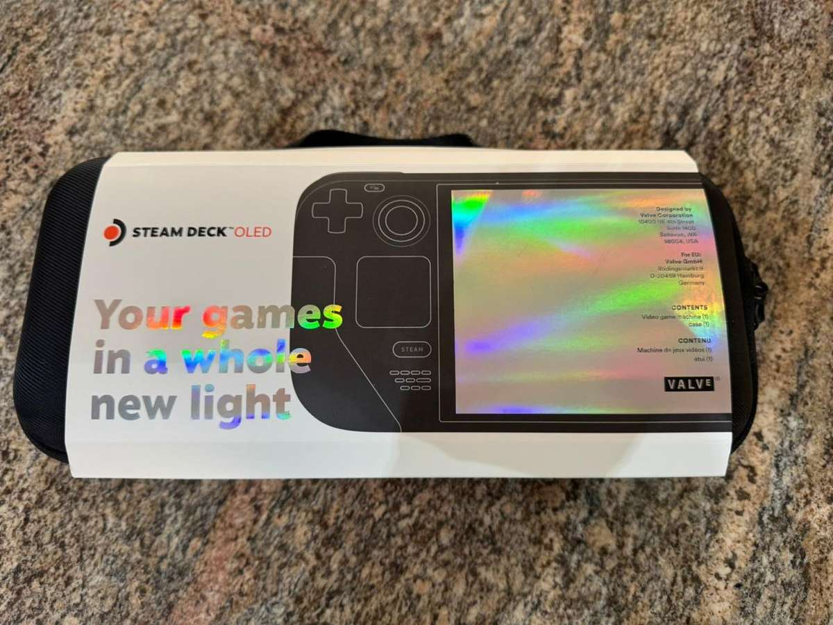 Steam Deck OLED Game with 8 loaded games