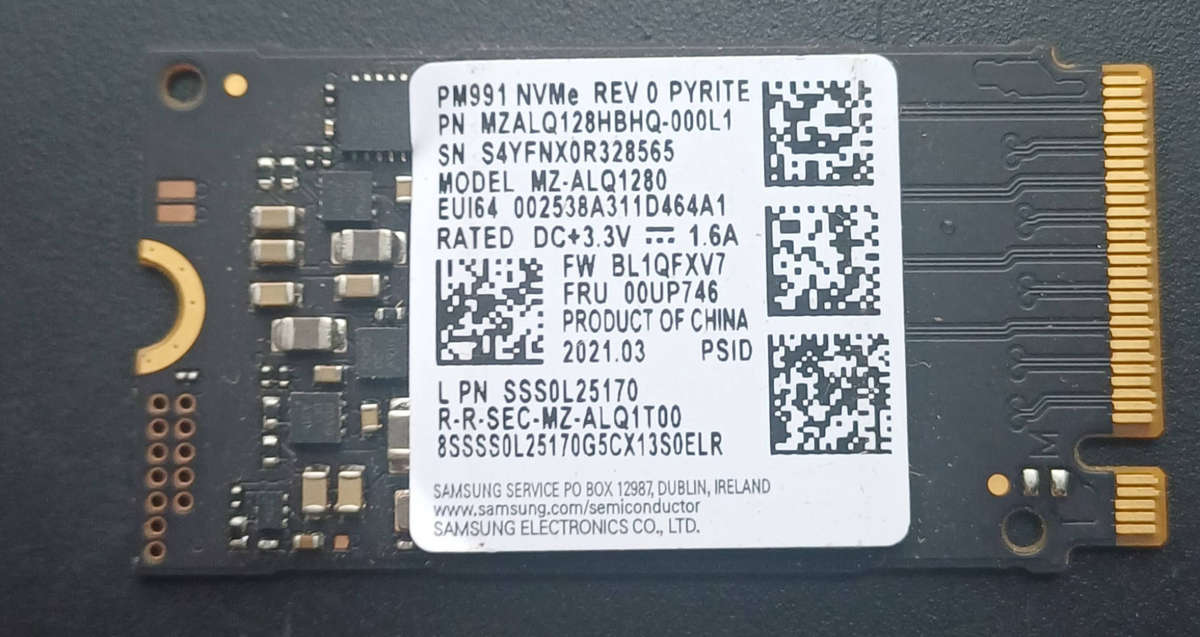 Samsung PM991 128GB NVMe SSD