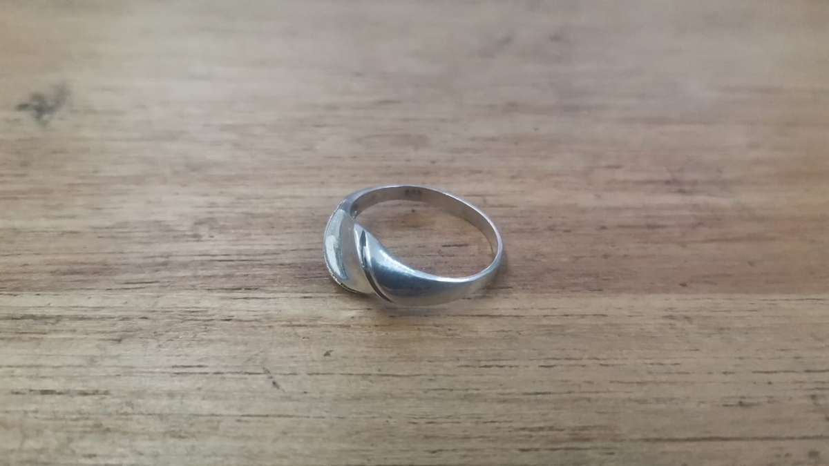 Wavy Silver Ring
