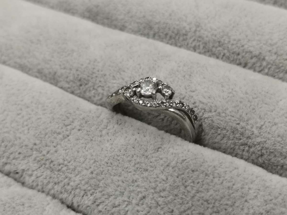 925Silver: Dazzling Ring - Multiple CZ - Size P