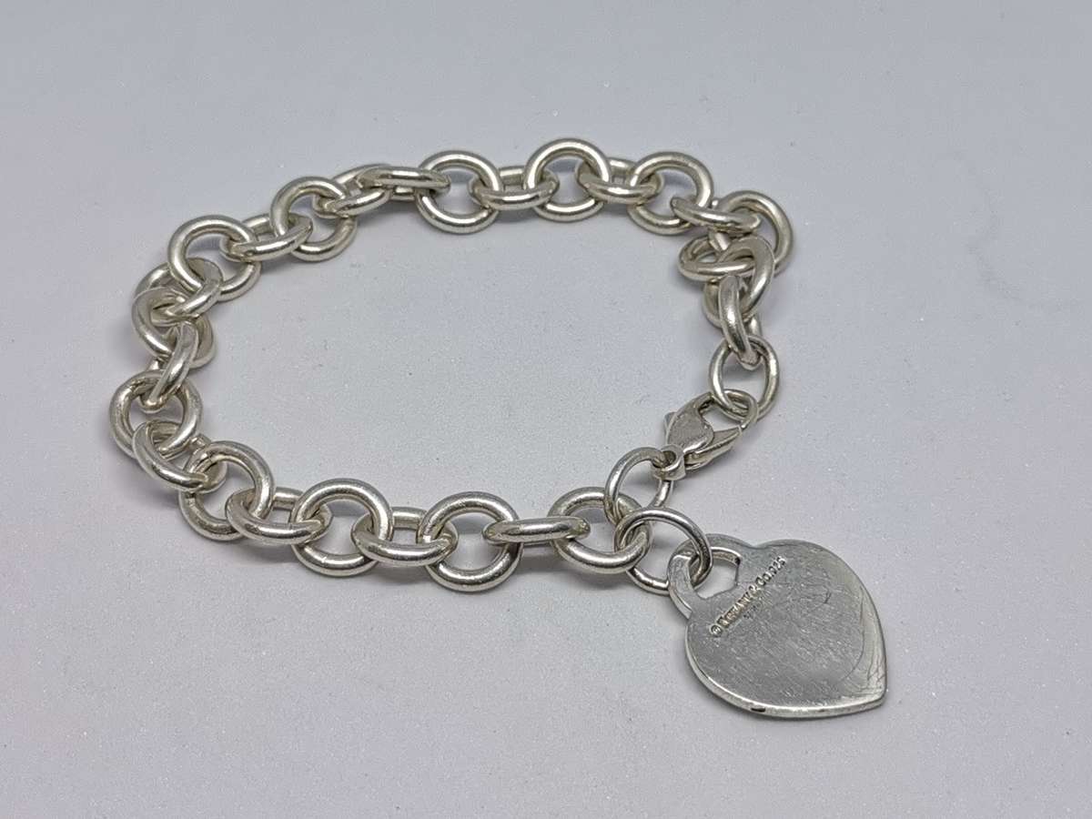 Beautiful Silver Tiffany & Co with Heart Bracelet