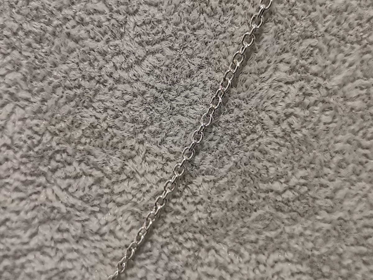 *R1 Auction* Petite Silver Rolo Chain with Molecule Pendant