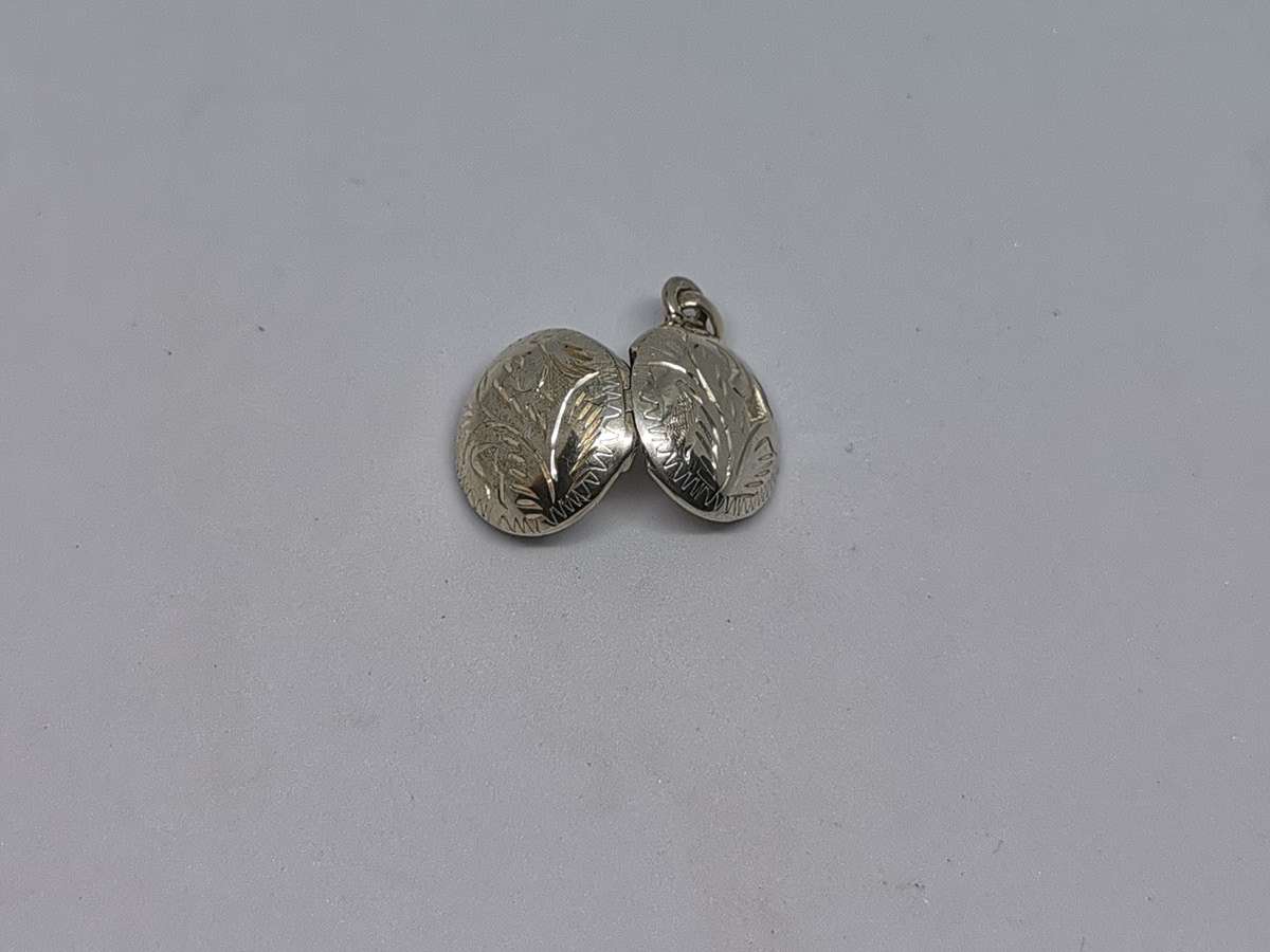 Silver Locket Pendant