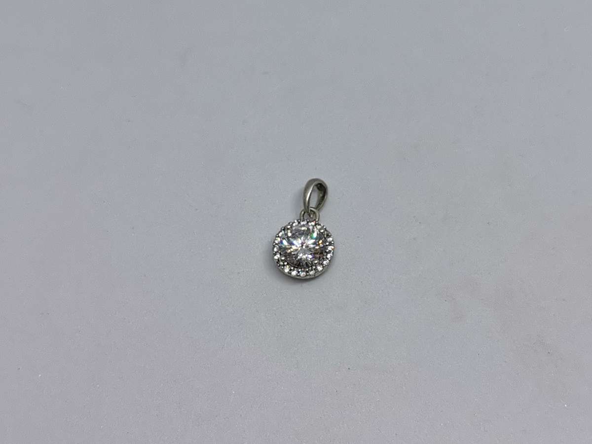 Dazzling Silver Pendant