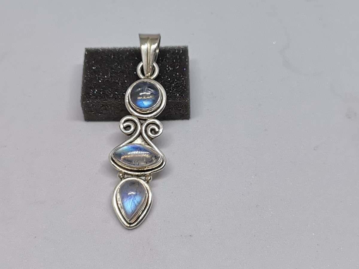 Silver Moonstone Pendant