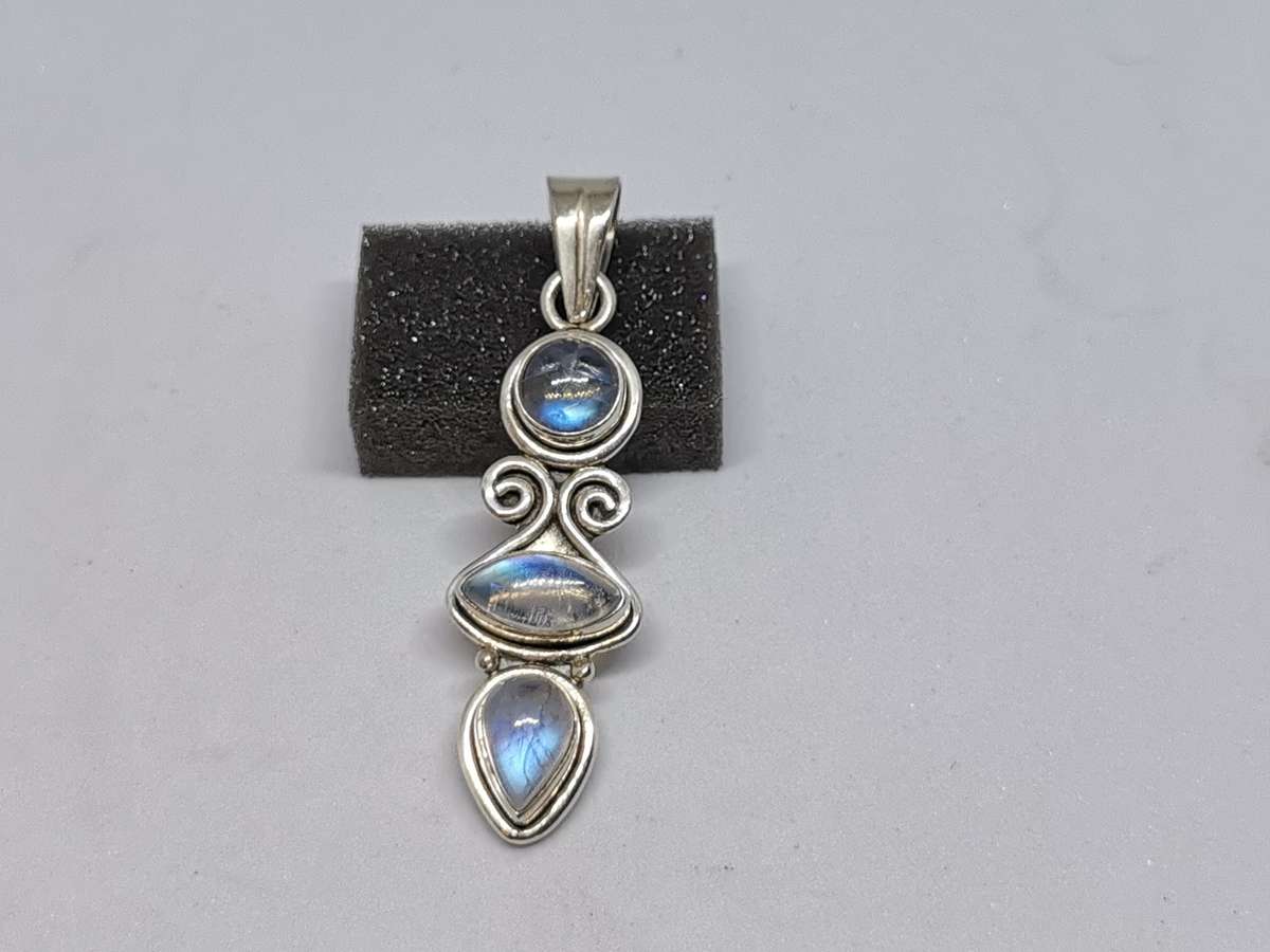 Silver Moonstone Pendant