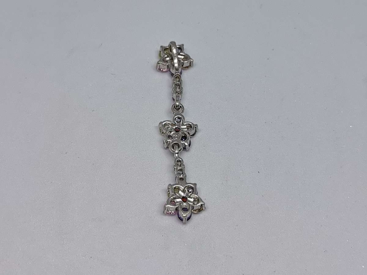 Silver Dangling Flower Pendant