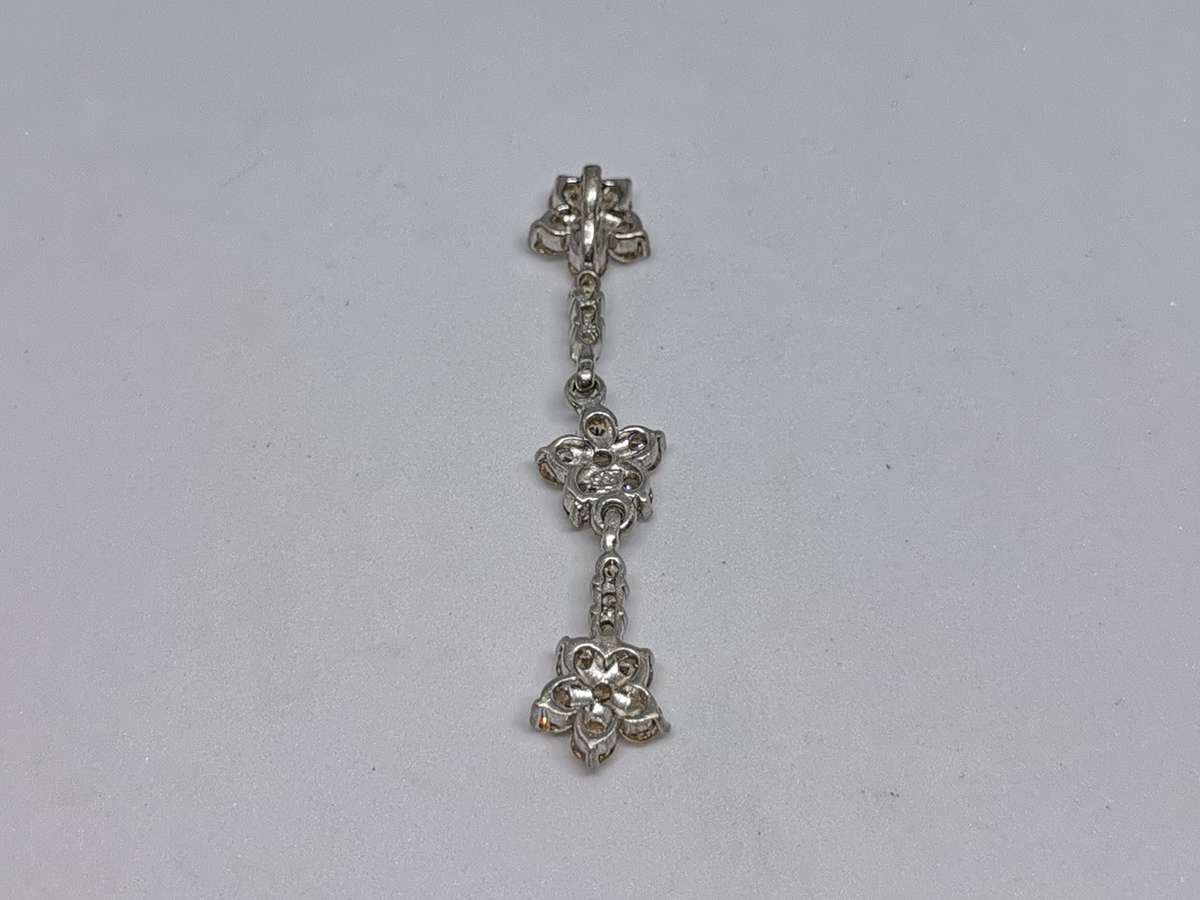 Silver Dangling Flower Pendant