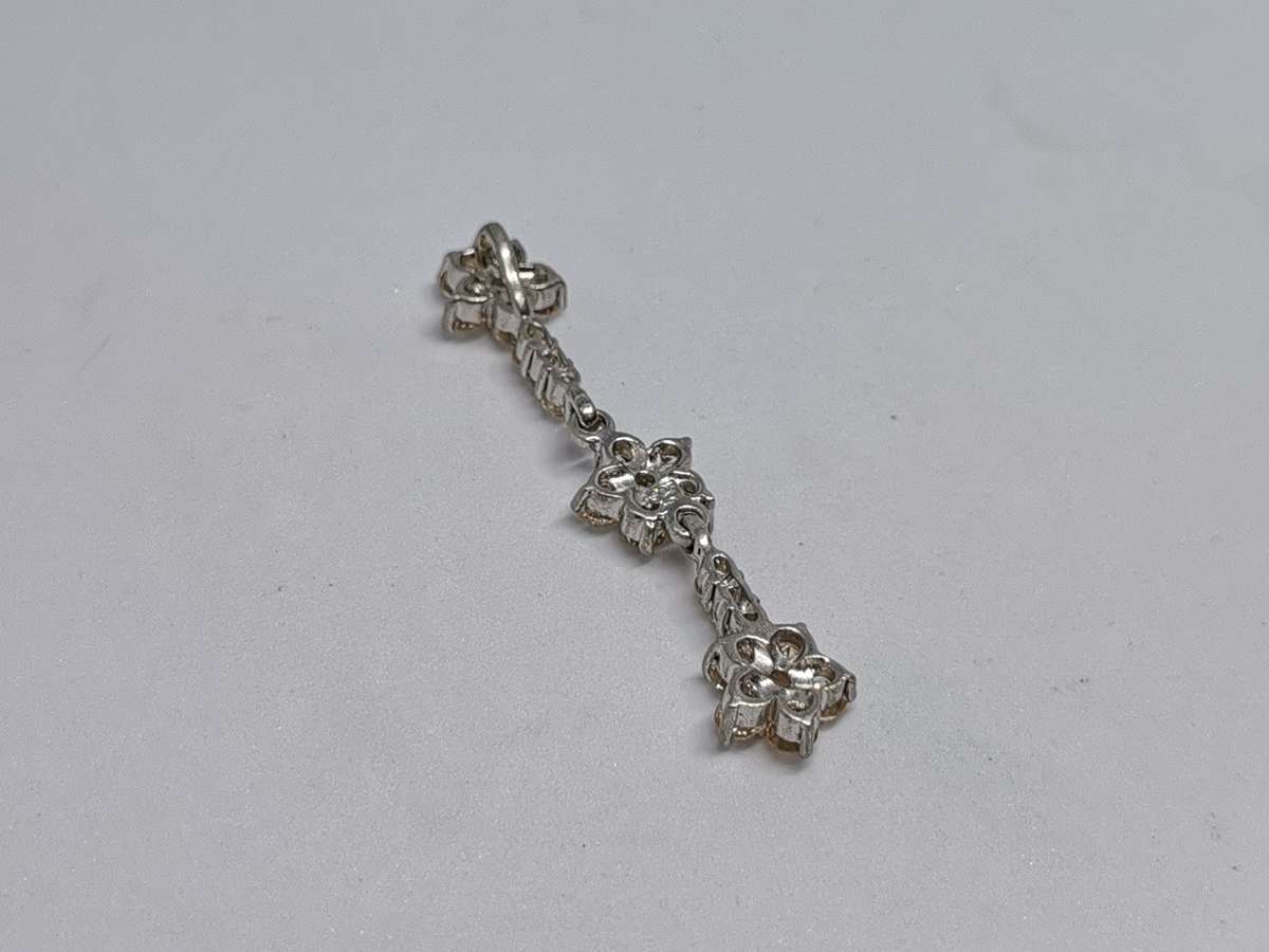 Silver Dangling Flower Pendant