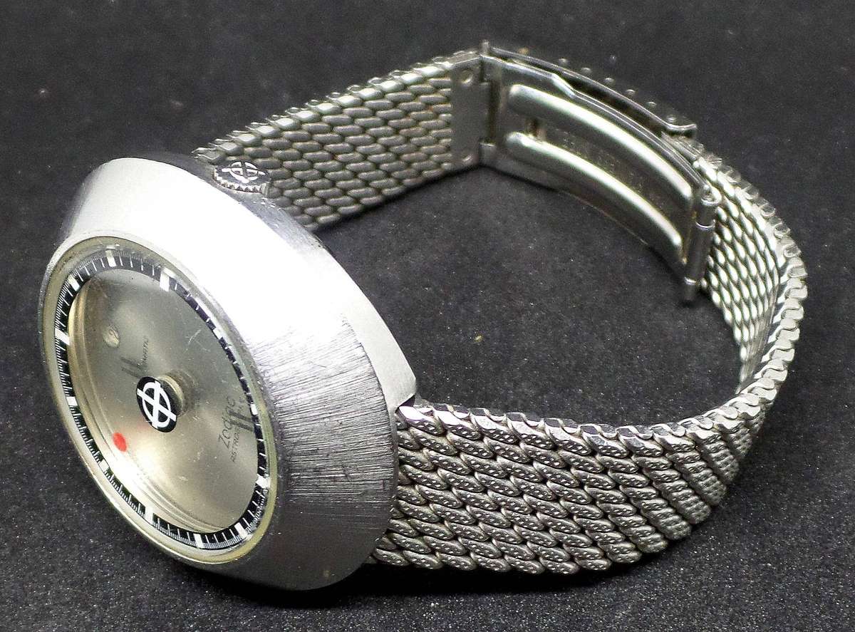 *R1 Auction* ZODIAC Astrographic automatic gents watch