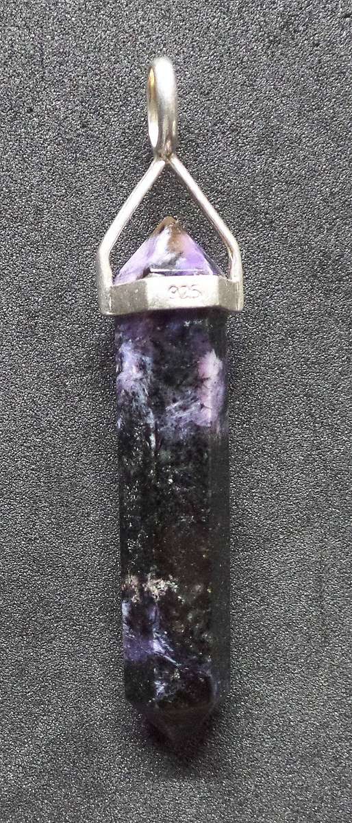 *R1 Auction* Silver & Amethyst pendant - 50x10mm