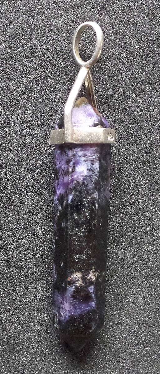 *R1 Auction* Silver & Amethyst pendant - 50x10mm