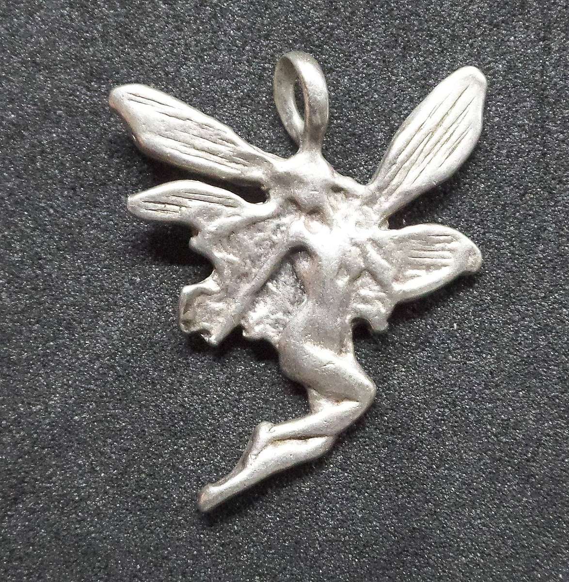 *R1 Auction* Tiny Silver Fairy Pendant - Size 23x20mm