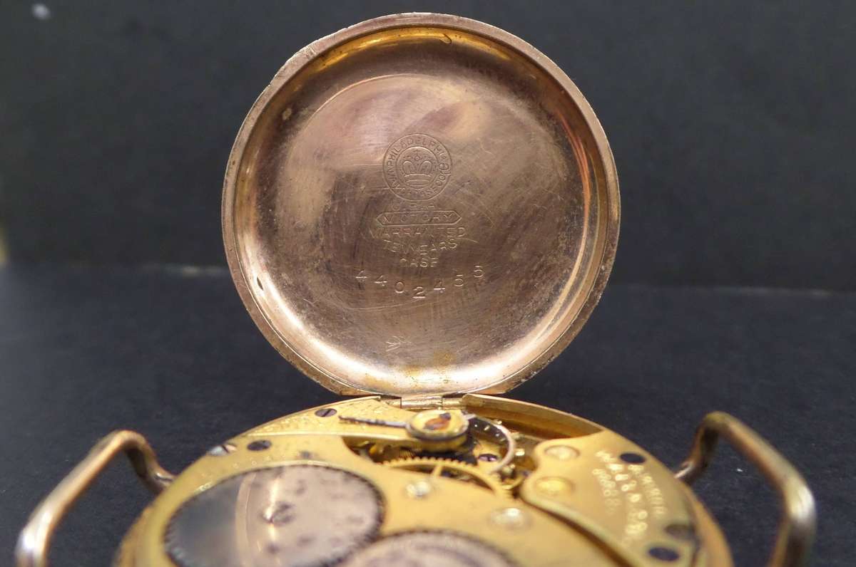 1907 WALTHAN Gold-Plated lady's pocket watch