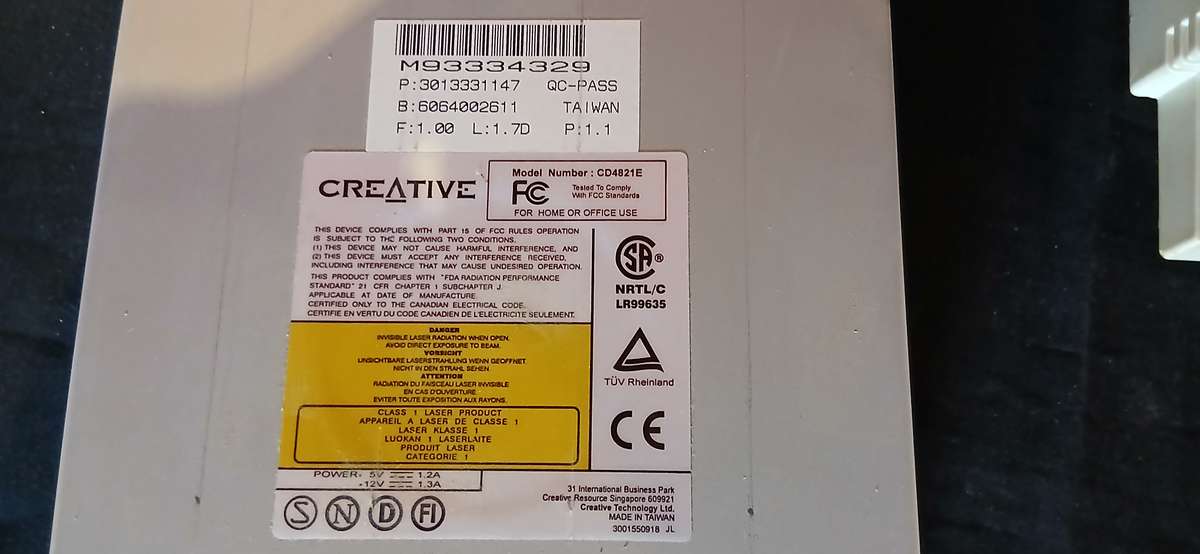 Creative CDROM / Speakers Bundle