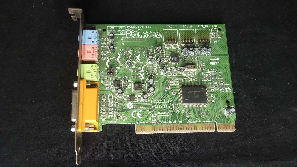 Intel Pentium 120MHz computer