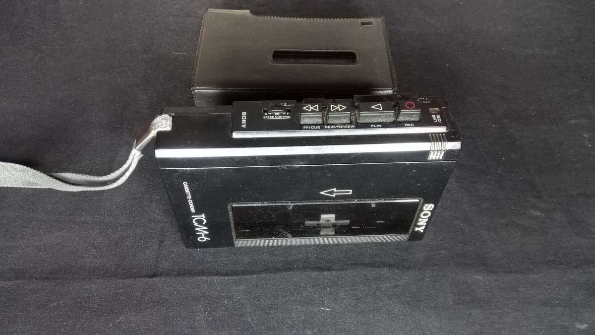 Bundle Lot 3 x faulty Walkmans