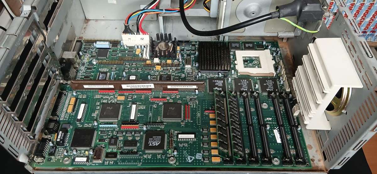 AST Premmia GX P133 Dual CPU Workstation