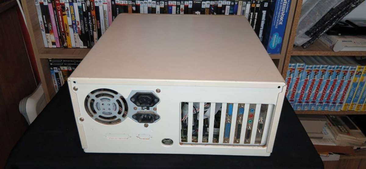 Cyrix CX 486 DX2-66 Computer with Sound Blaster
