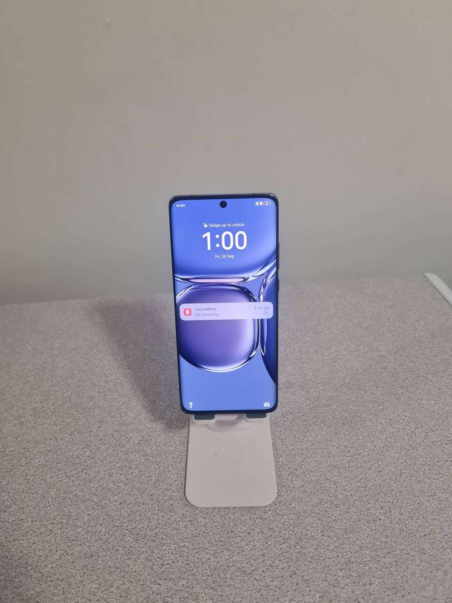 Huawei P50 Pro 256GB Golden Blue  Excellent Condition + Box & Accessories  Description: