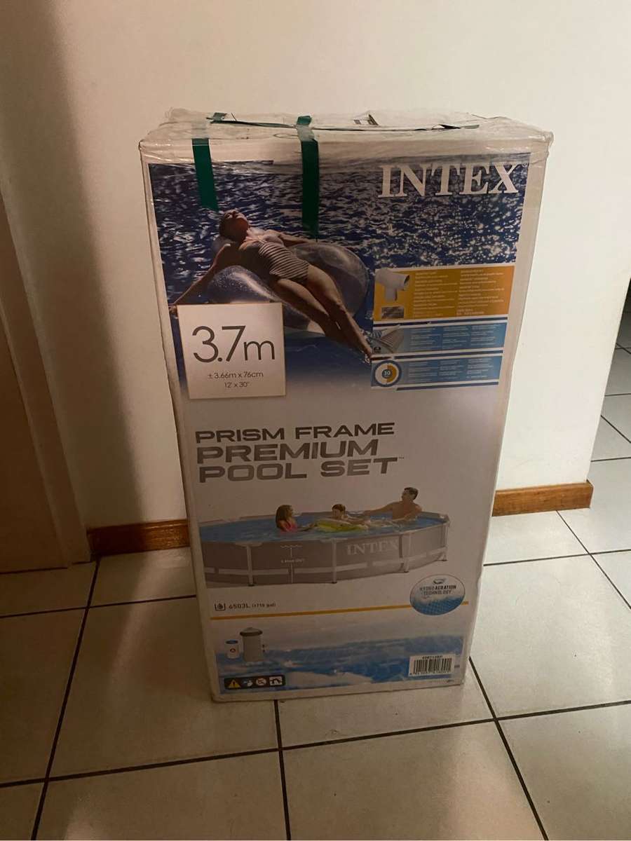 Intex Prism Frame Pool Metal-Frame (W/Pump) 366cm x 76cm