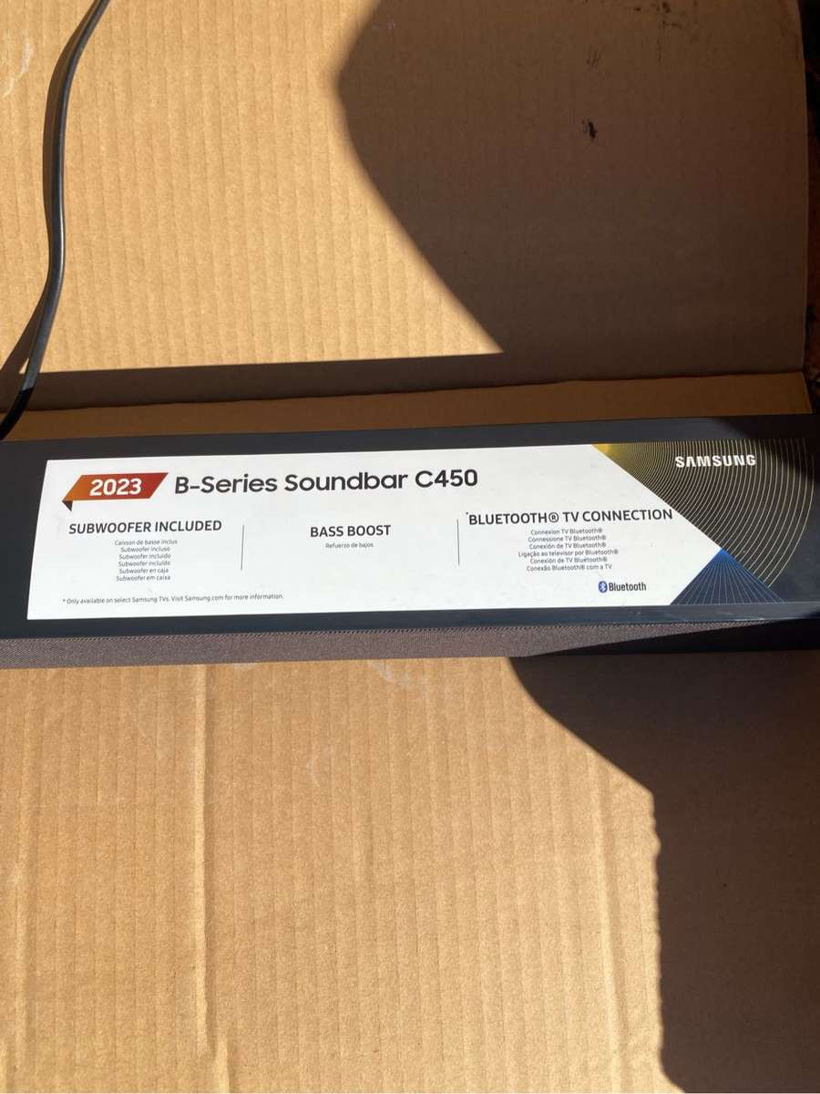 SAMSUNG ESSENTIAL C-SERIES SOUNDBAR HW-C450 C450